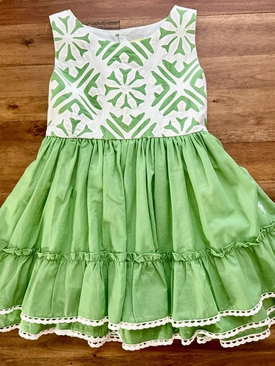 Well Dressed Wolf Girls Spearmint Green Snowflake Dress 4T Sleeveless Ruffle - Picture 2 of 7